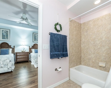 5125 Melbourne Street - Photo Thumbnail 44