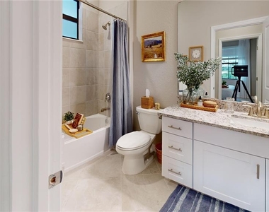 1464 Saddlewood Circle - Photo Thumbnail 16