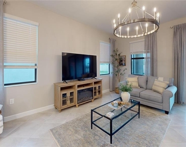 1464 Saddlewood Circle - Photo Thumbnail 6