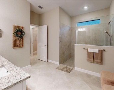 1464 Saddlewood Circle - Photo Thumbnail 14