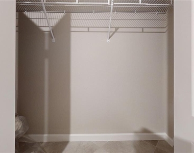 1464 Saddlewood Circle - Photo Thumbnail 17
