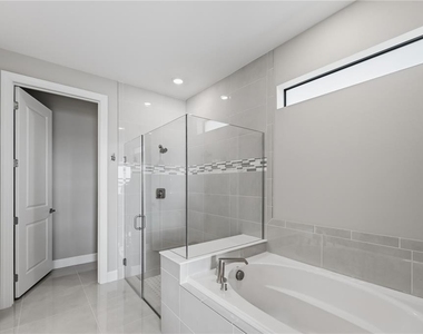 7849 Mainsail Lane - Photo Thumbnail 70