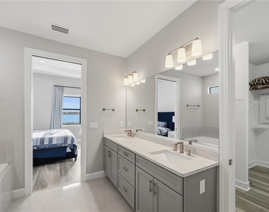 7849 Mainsail Lane - Photo Thumbnail 31