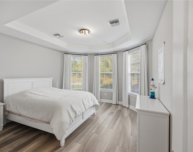 7849 Mainsail Lane - Photo Thumbnail 39