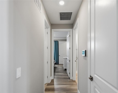 7849 Mainsail Lane - Photo Thumbnail 43