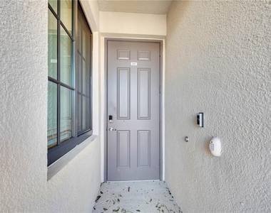 17510 Gawthrop Drive - Photo Thumbnail 2
