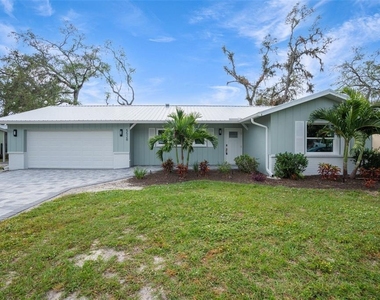 5528 Briarcliff Drive - Photo Thumbnail 32