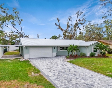 5528 Briarcliff Drive - Photo Thumbnail 35