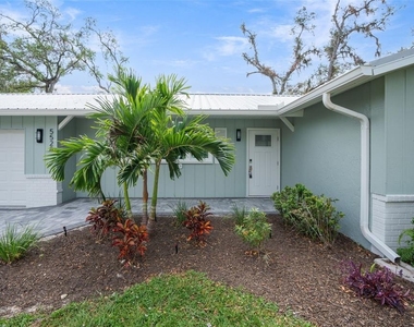 5528 Briarcliff Drive - Photo Thumbnail 33