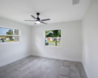 5528 Briarcliff Drive - Photo Thumbnail 14