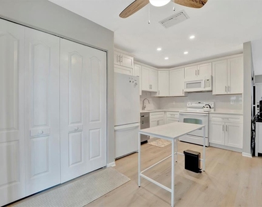 4105 35th Avenue W - Photo Thumbnail 30