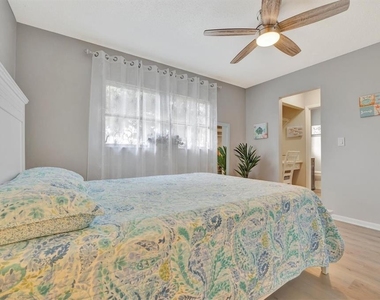 4105 35th Avenue W - Photo Thumbnail 43