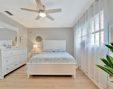 4105 35th Avenue W - Photo Thumbnail 51