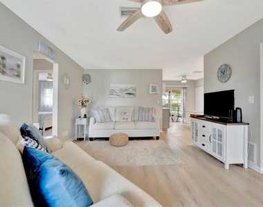 4105 35th Avenue W - Photo Thumbnail 16