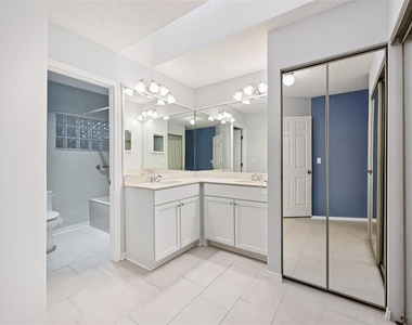 227 Southampton Drive - Photo Thumbnail 29