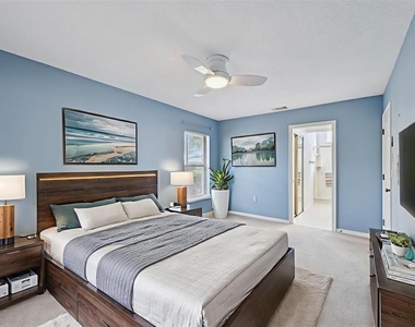227 Southampton Drive - Photo Thumbnail 23