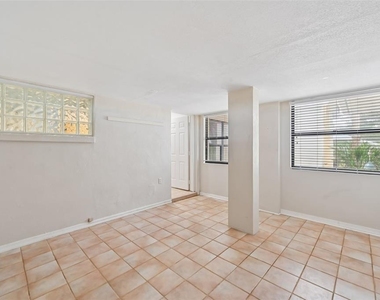 227 Southampton Drive - Photo Thumbnail 33