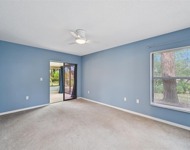 227 Southampton Drive - Photo Thumbnail 18