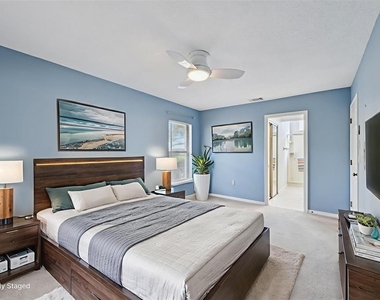 227 Southampton Drive - Photo Thumbnail 22
