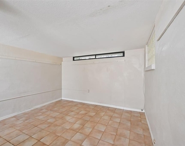 227 Southampton Drive - Photo Thumbnail 32