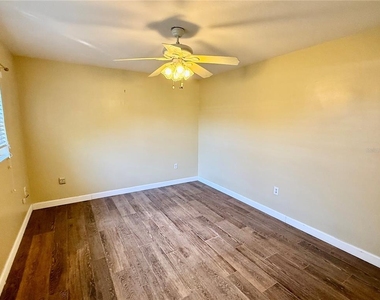 2729 Nodosa Drive - Photo Thumbnail 18