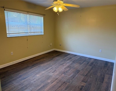 2729 Nodosa Drive - Photo Thumbnail 17