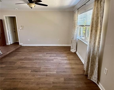 2729 Nodosa Drive - Photo Thumbnail 4