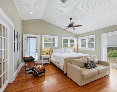 1828 Grove Street - Photo Thumbnail 17