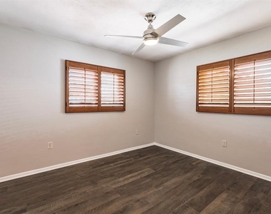 1720 Colleen Street - Photo Thumbnail 26