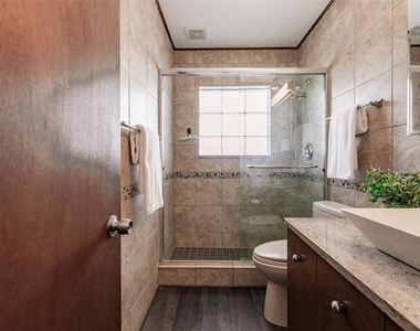 1720 Colleen Street - Photo Thumbnail 24