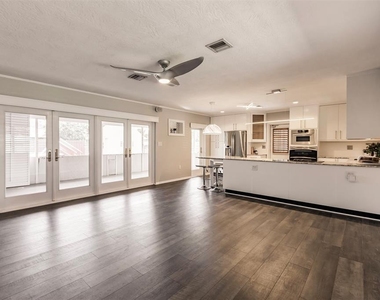 1720 Colleen Street - Photo Thumbnail 7