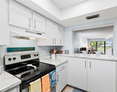 3500 El Conquistador Parkway - Photo Thumbnail 10