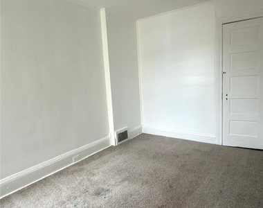 450 Hanover Avenue - Photo Thumbnail 13