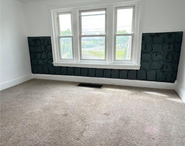 450 Hanover Avenue - Photo Thumbnail 14
