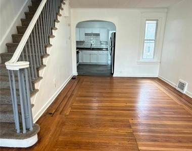 450 Hanover Avenue - Photo Thumbnail 3