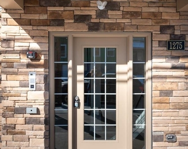 1275 E 4th Street - Photo Thumbnail 2