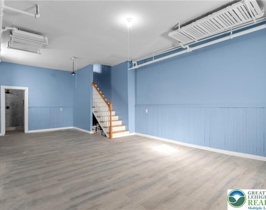 746 N Washington Street - Photo Thumbnail 16