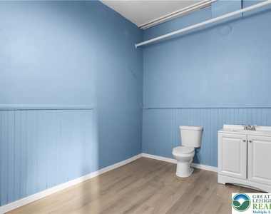 746 N Washington Street - Photo Thumbnail 18