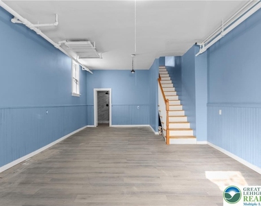 746 N Washington Street - Photo Thumbnail 15