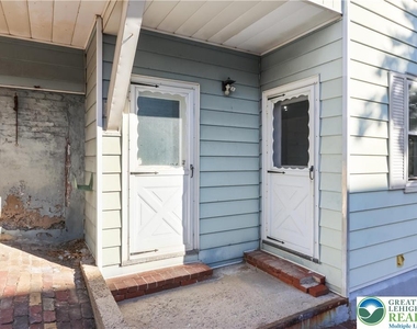 746 N Washington Street - Photo Thumbnail 20