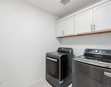 12433 Polo Norte Drive - Photo Thumbnail 7