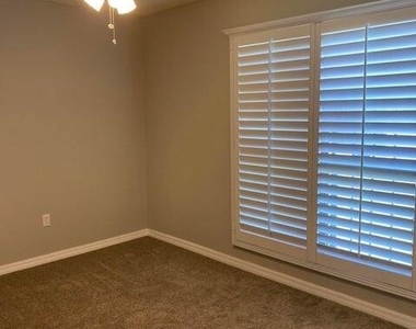 11245 Quintana Drive - Photo Thumbnail 8