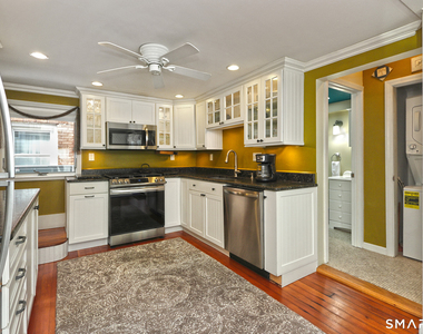 13 Billow Road - Photo Thumbnail 12