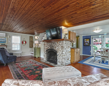 13 Billow Road - Photo Thumbnail 4