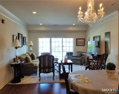 424 Center Meadow Lane - Photo Thumbnail 8