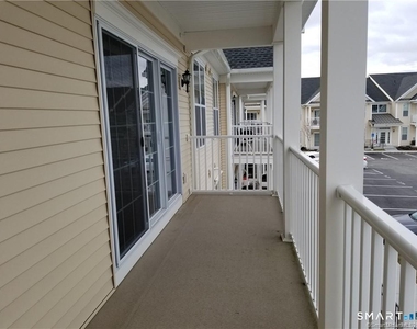 424 Center Meadow Lane - Photo Thumbnail 18