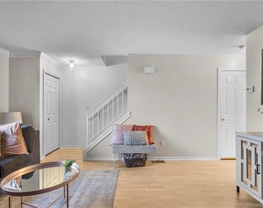 360 Spring Street - Photo Thumbnail 11