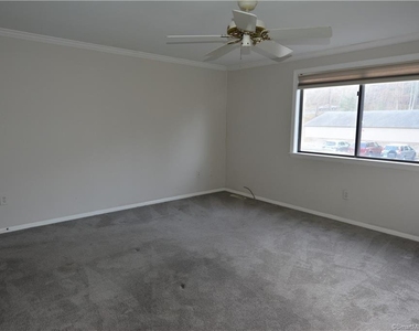 12 Hitching Post Lane - Photo Thumbnail 9