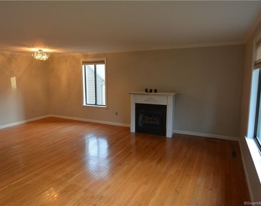12 Hitching Post Lane - Photo Thumbnail 1