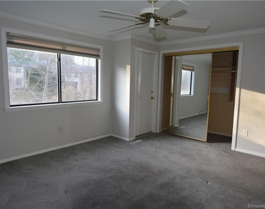 12 Hitching Post Lane - Photo Thumbnail 10